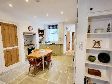 8 Duke Street - Launceston Cornwall エクステリア 写真